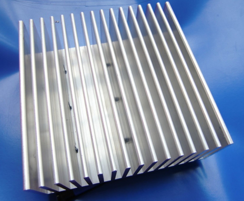 Zinkat ohne Zyanid auf Aluminium FI-5909